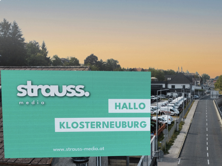 STRAUSS Media LED-Werbewall an der B14 in Klosterneuburg